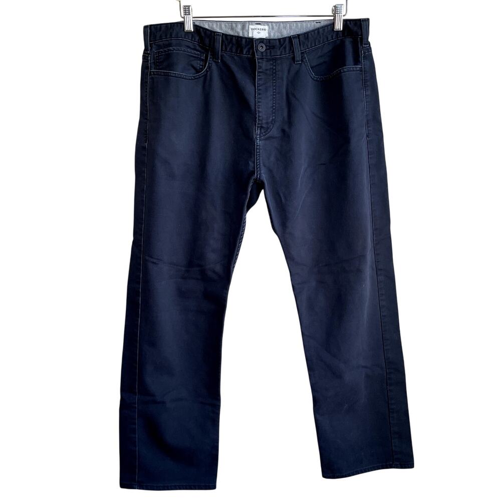 Dockers flat front blue denim jeans men's size 38 X 30 cotton trousers classic